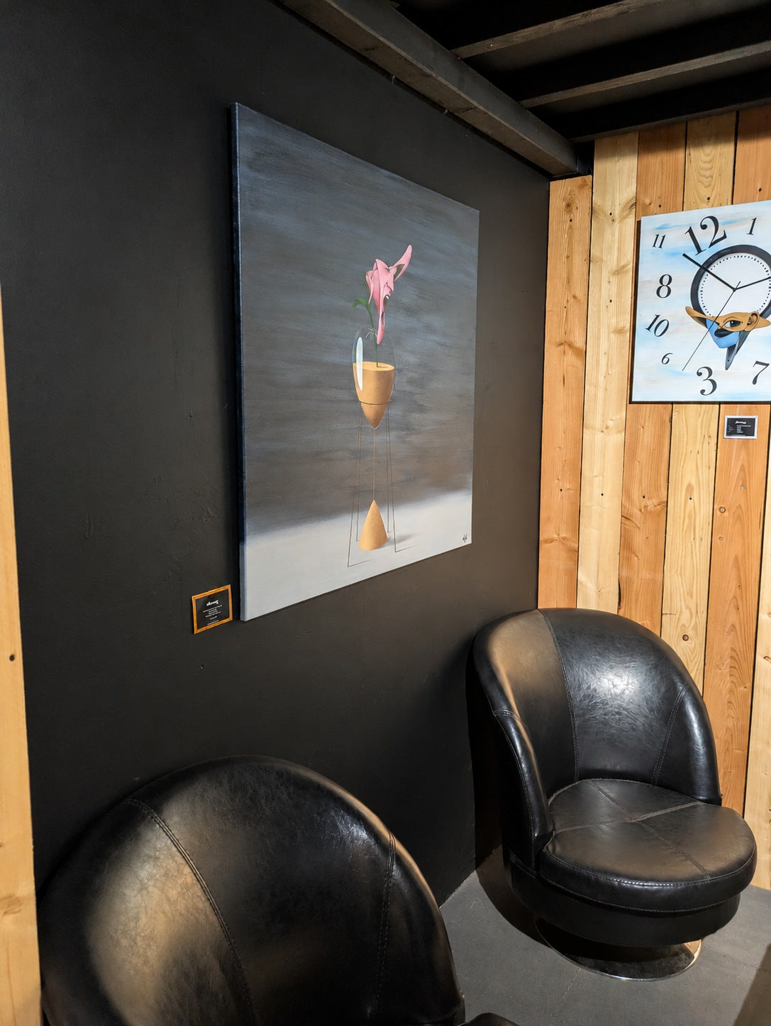 Sentir que el Tiempo se Acaba — BL2A — vue de biais du tableau dans la galerie