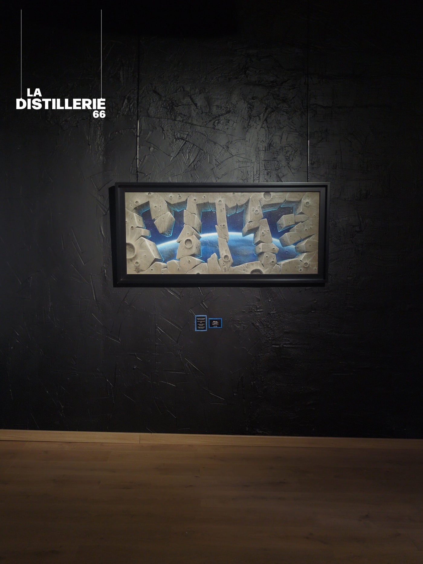 Œuvre From the Moon to Earth par Vile — graffiti en trompe-l’œil et paysage cosmique