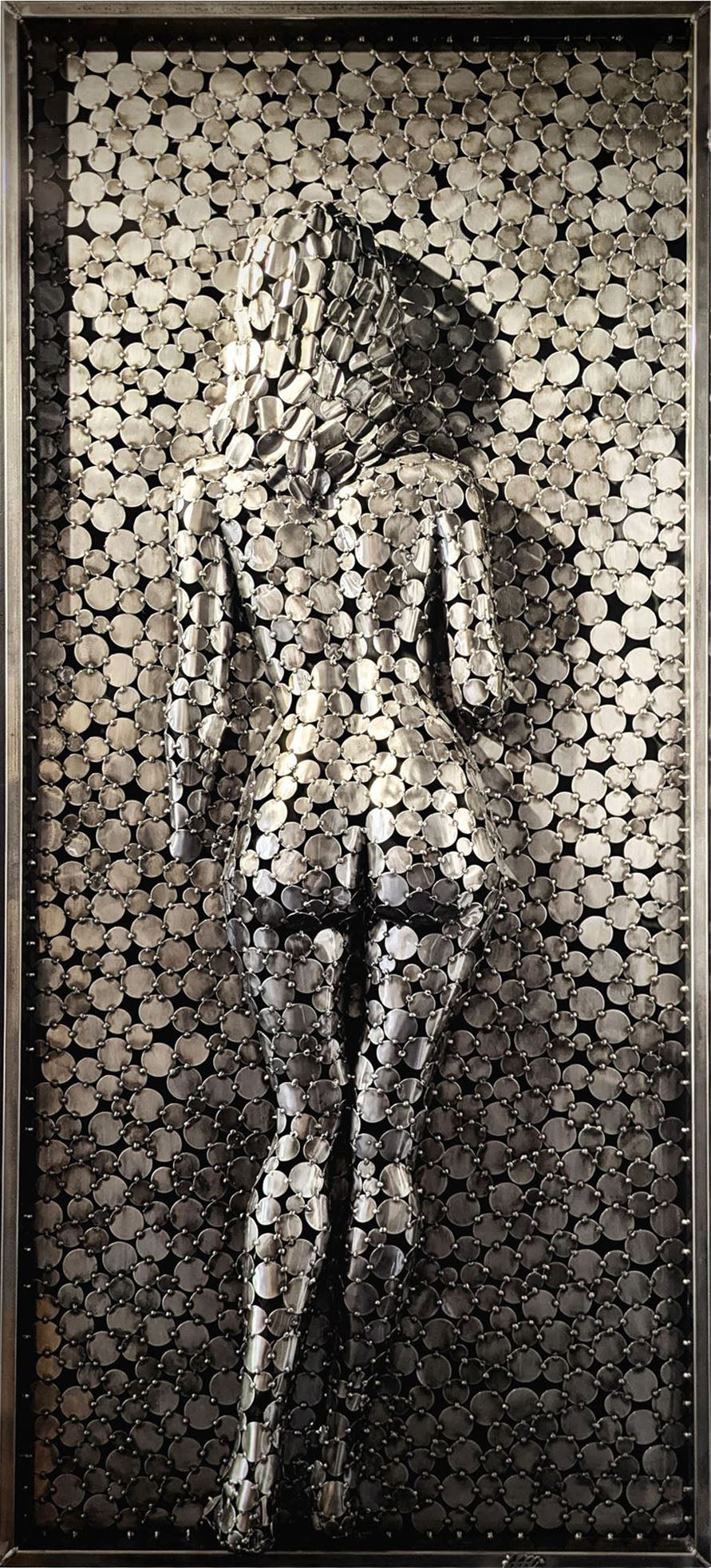 Elisa de Haro — tableau sculpture métallique représentant un corps féminin