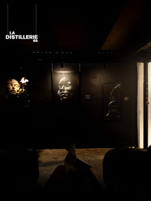 Tableau sculpture Africaine de Méta — œuvre en verre travaillé par impacts