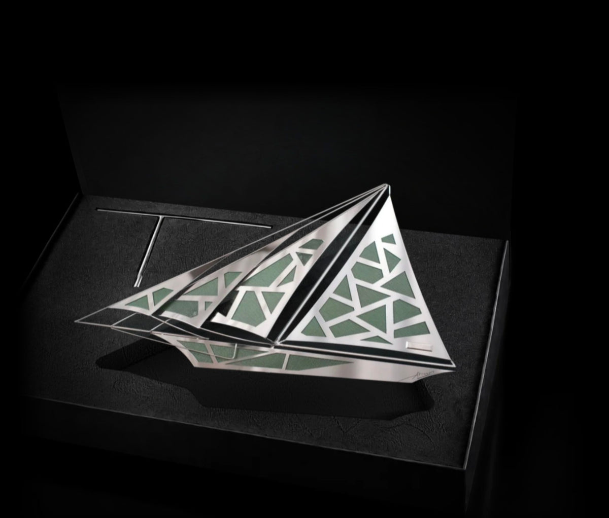 Vesper par Arcanis présenté dans son coffret
