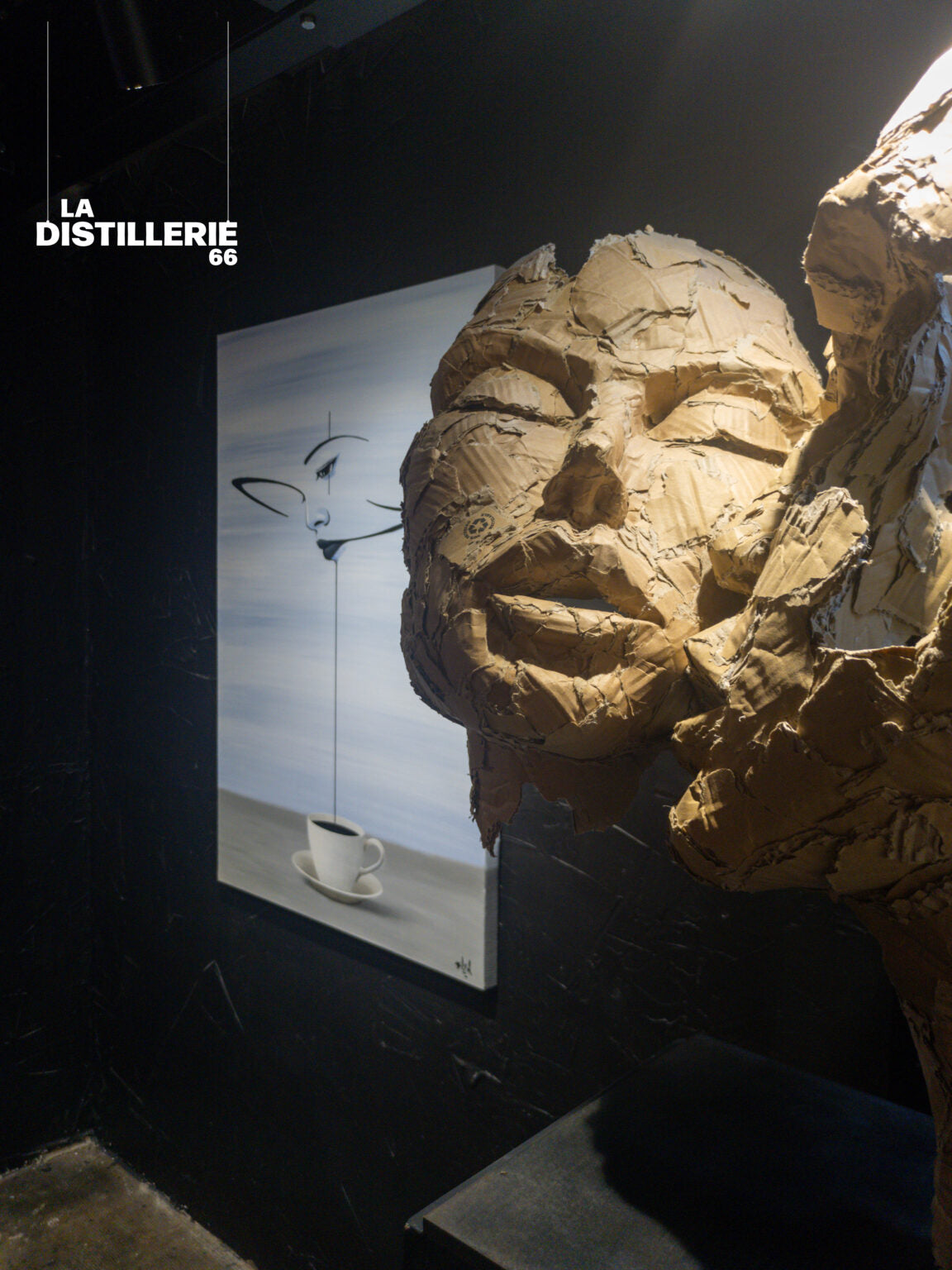 Solo en el Café — BL2A — tableau exposé à La Distillerie 66