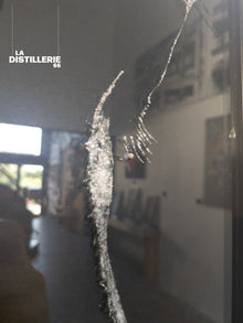 Contre-Jour 1 — œuvre murale de Méta en verre fracturé, art contemporain