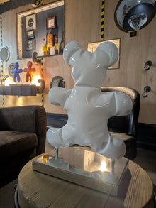 Henri Iglésis — Teddy blanc F2, vue de la sculpture à La Distillerie 66