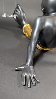 Bigfoot — sculpture contemporaine d’Idan Zareski en résine, Edition AP 1/4