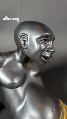 Idan Zareski — Bigfoot, sculpture contemporaine en résine
