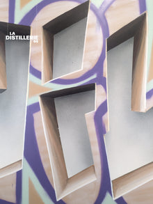 Œuvre Invisible Wall par Vile — graffiti contemporain, lumière et illusion de profondeur