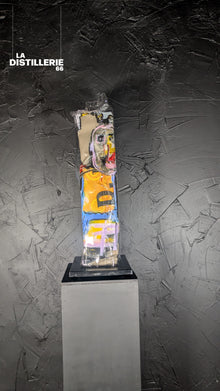 Œuvre La Timide Et La Rouge par Thierry Clamens — totem contemporain entre peinture, sculpture et art brut