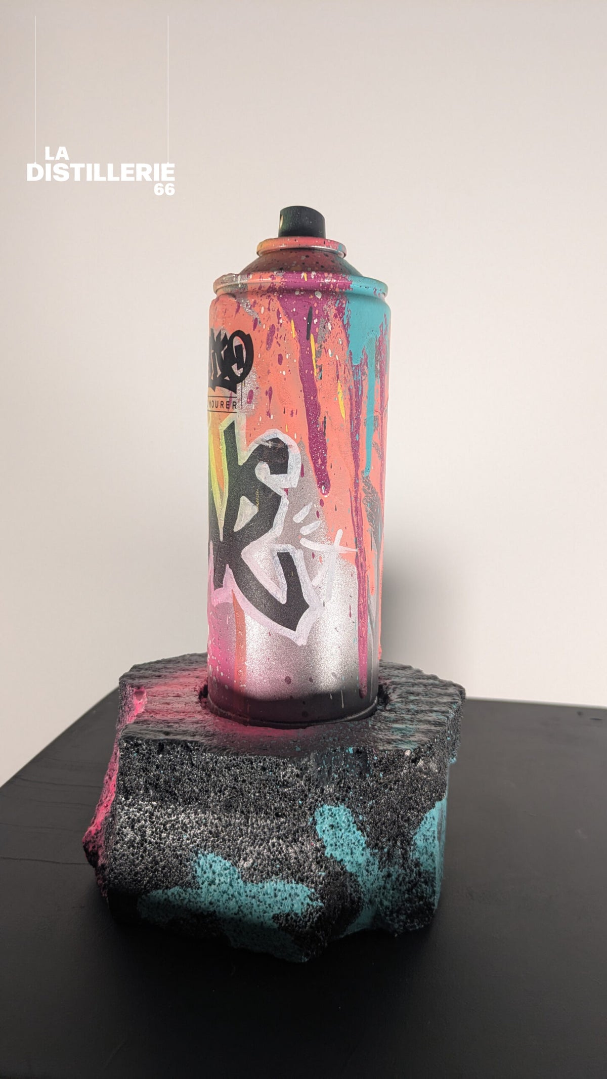 Pablito Mourer — Love Pablito Spray, œuvre de street art en Mixte
