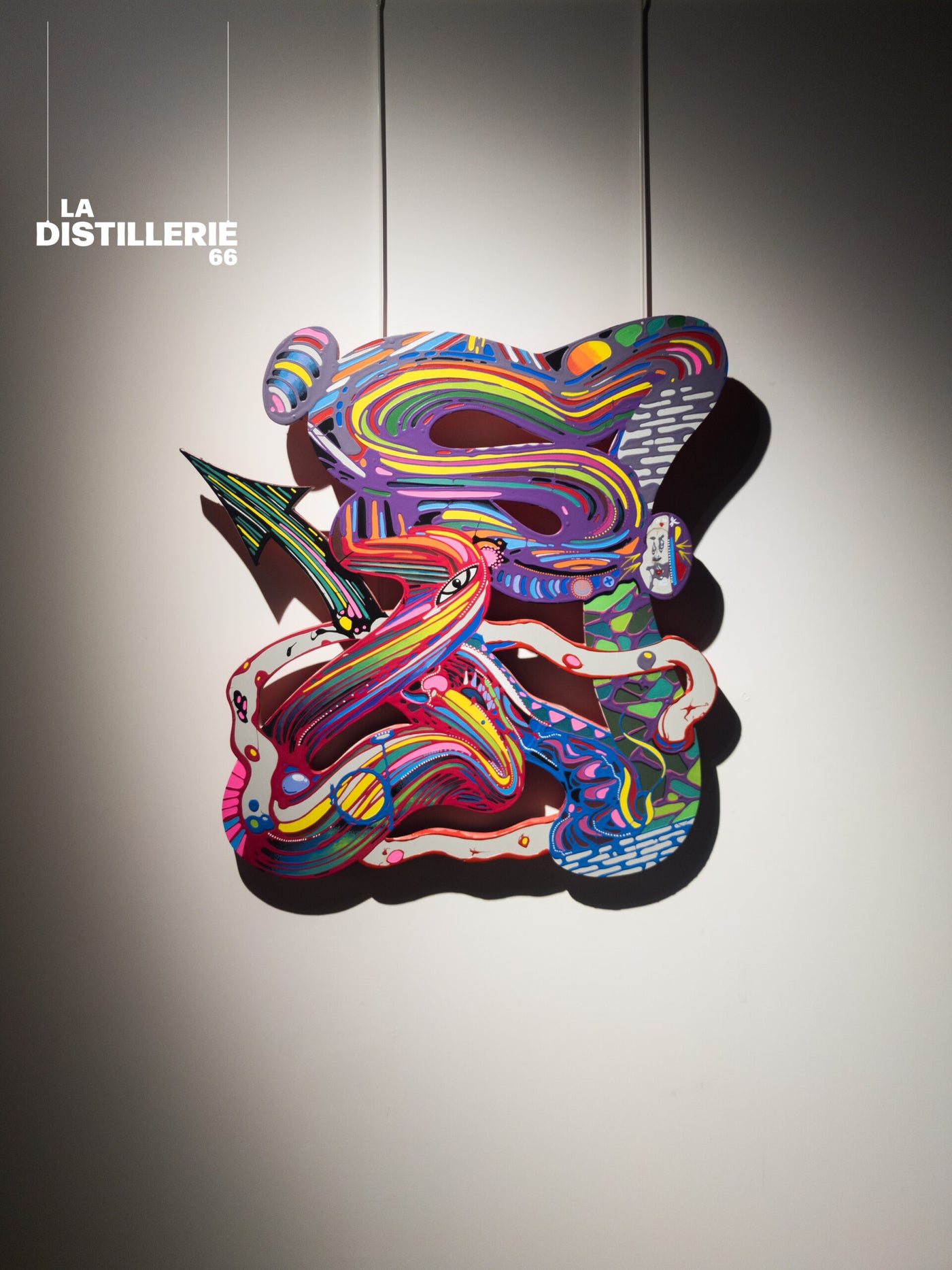 Flux Coloré 1 — œuvre murale originale de Steve Pitocco réalisée avec la technique du Filing