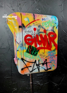 Faki et One Siker — Mail Box, œuvre d’art urbain au spray et à l’acrylique