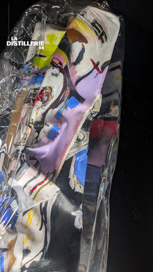 Mistral Gagnant par Thierry Clamens — totem sculptural, toile peinte et plexiglas