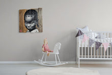 Power de Mendo — portrait d’enfant en noir et blanc sur bois, street art contemporain